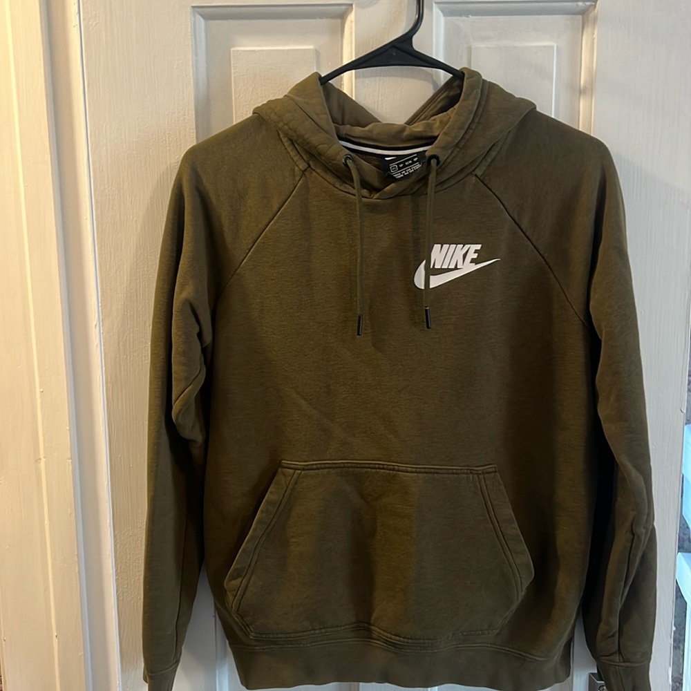 Women’s Nike Sweatshirt